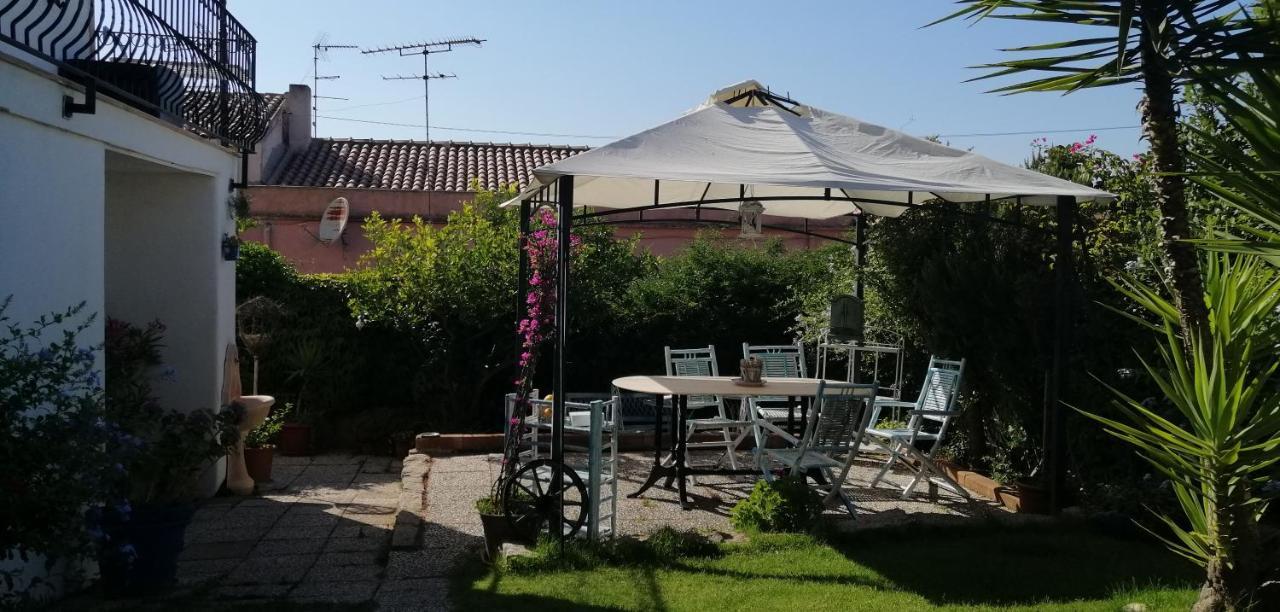 Bed and Breakfast La Porta Sulla Costa à San Pantaleo Extérieur photo