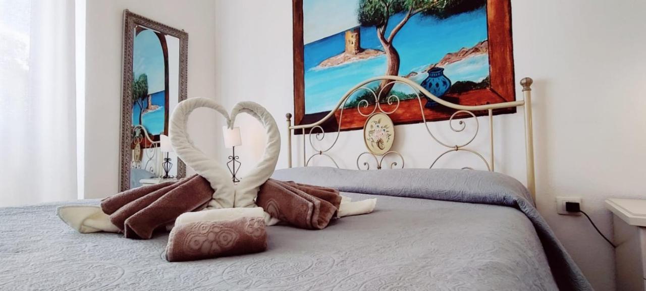 Bed and Breakfast La Porta Sulla Costa à San Pantaleo Extérieur photo