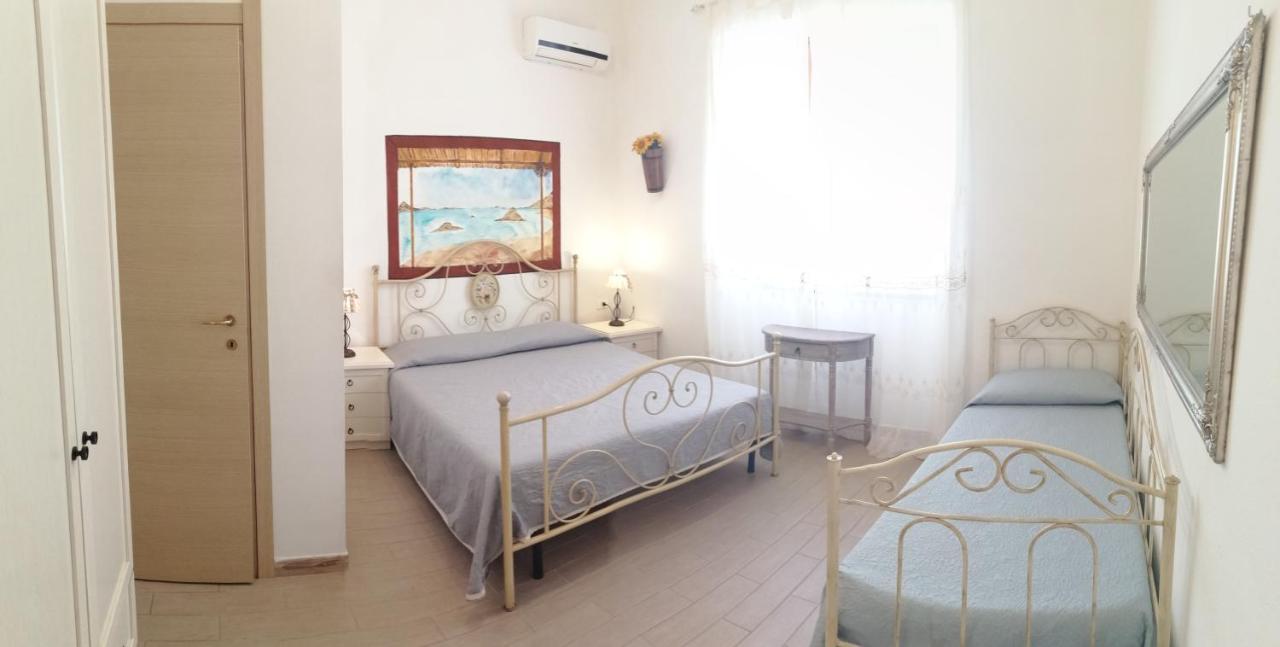 Bed and Breakfast La Porta Sulla Costa à San Pantaleo Extérieur photo