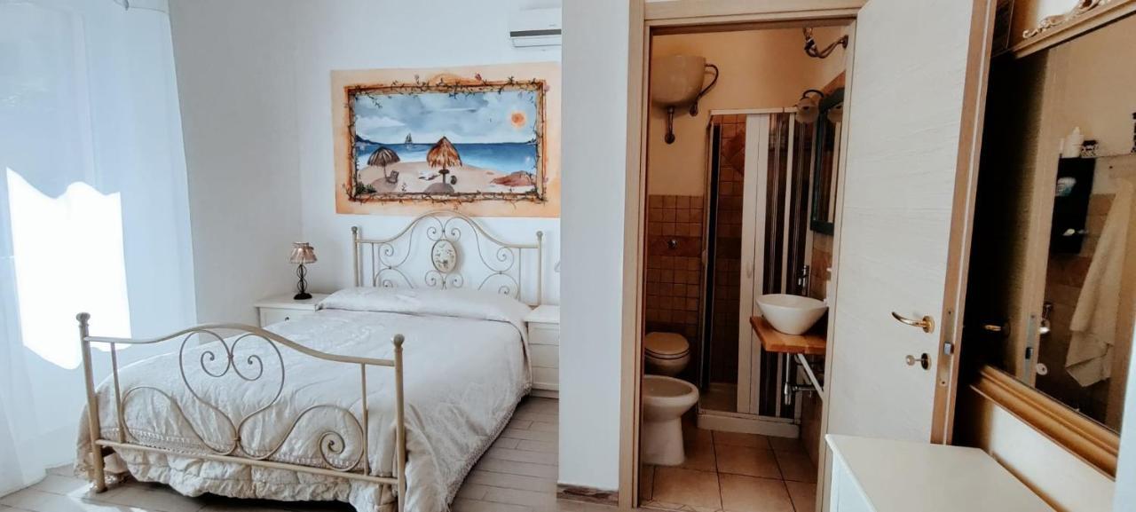 Bed and Breakfast La Porta Sulla Costa à San Pantaleo Extérieur photo