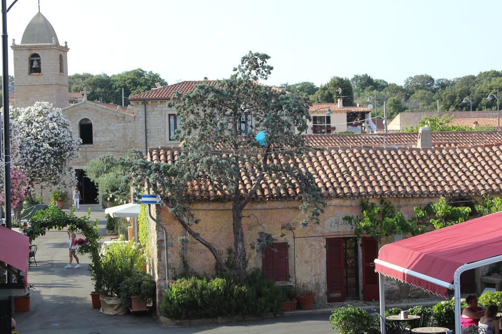 Bed and Breakfast La Porta Sulla Costa à San Pantaleo Extérieur photo